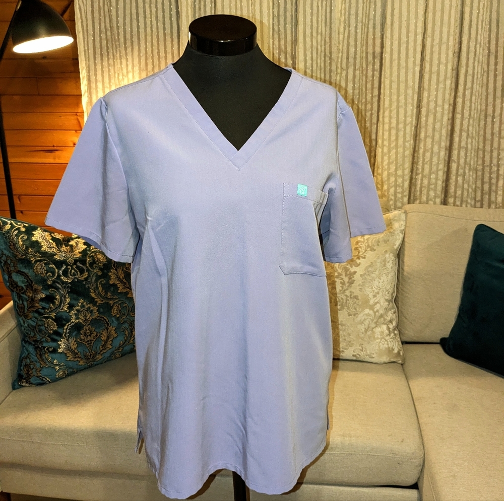Scrub top XL